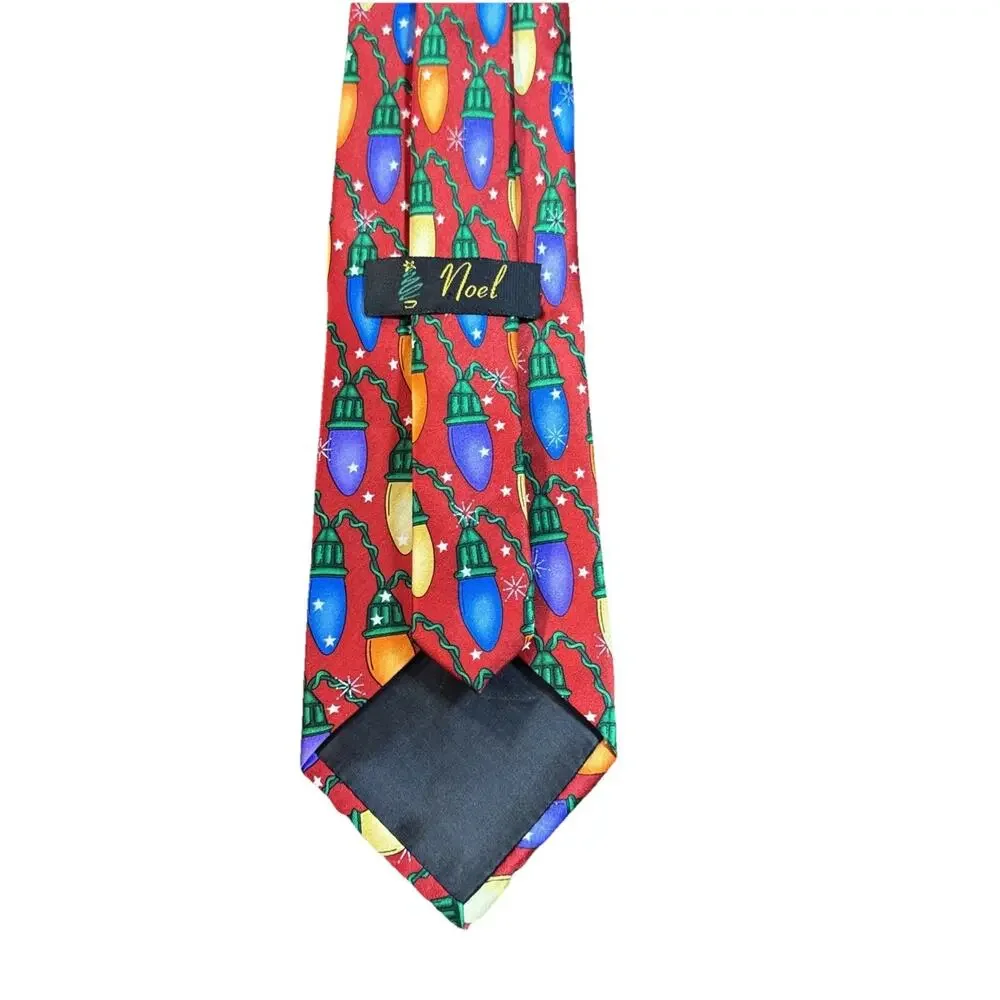 Noel 100% Silk Tie‎ Strand Of Colorful Christmas Lights On Green Wire Holiday